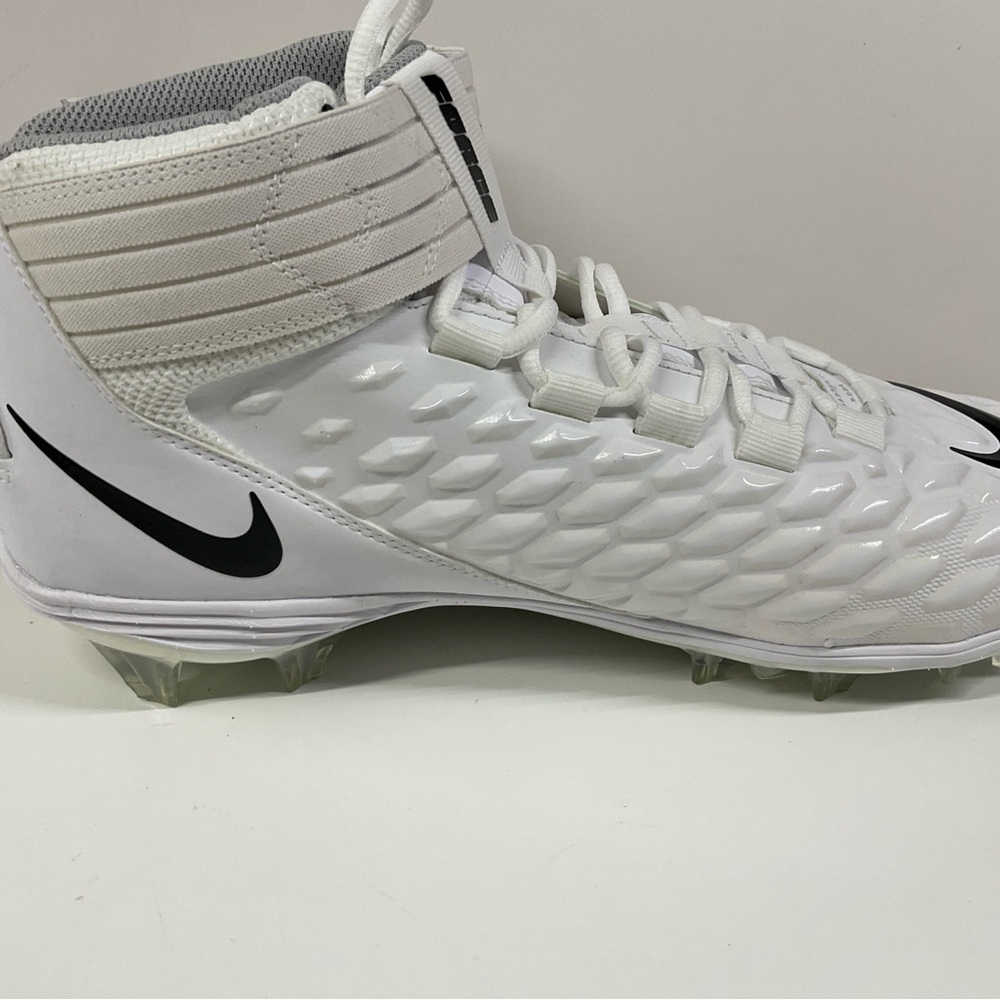 Nike Men's Force Savage Pro Football Cleat
